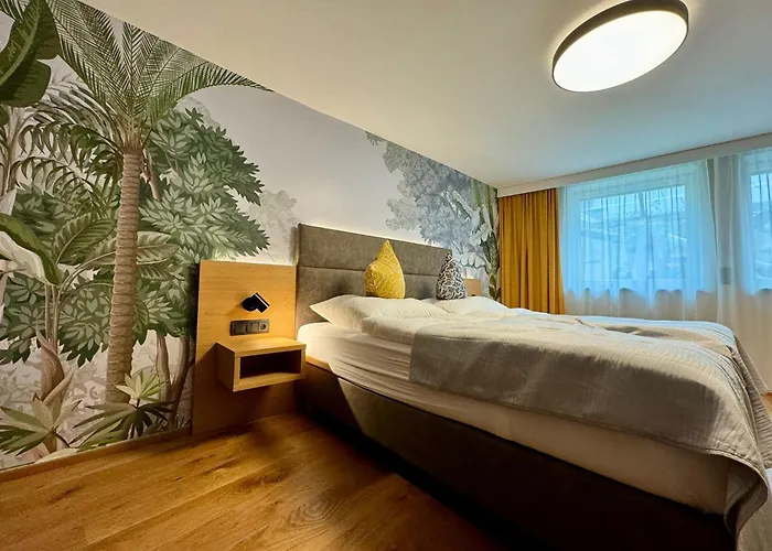 Business By Tinschert 3*