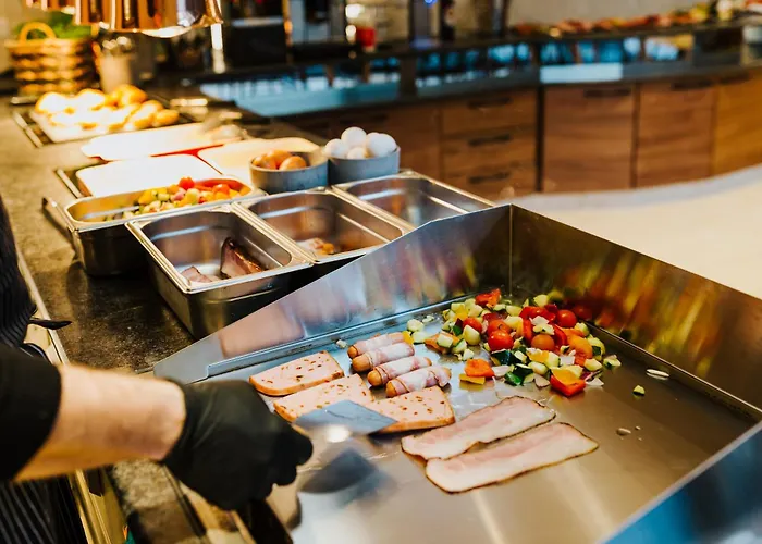 Aparthotel Business By Tinschert 3*